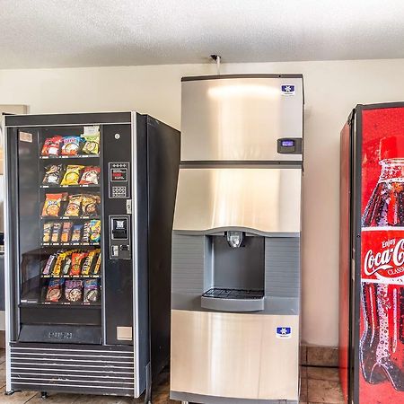 Motel 6 Chattanooga Downtown Екстер'єр фото