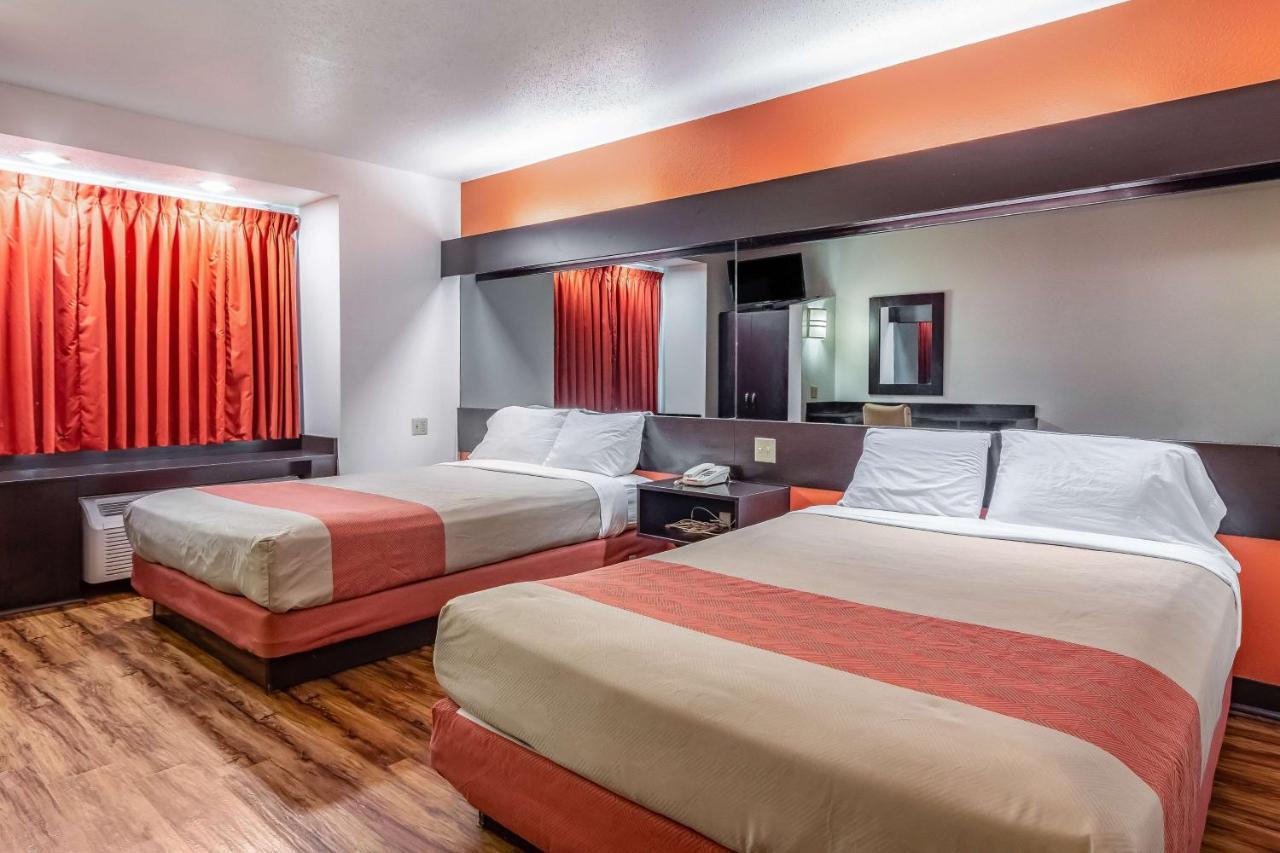 Motel 6 Chattanooga Downtown Екстер'єр фото