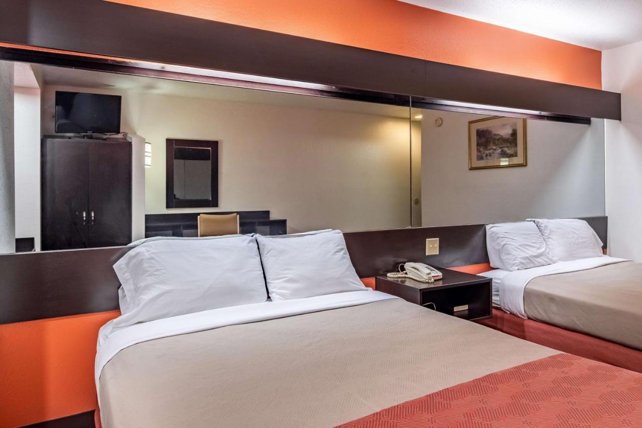 Motel 6 Chattanooga Downtown Екстер'єр фото