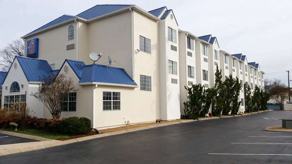 Motel 6 Chattanooga Downtown Екстер'єр фото